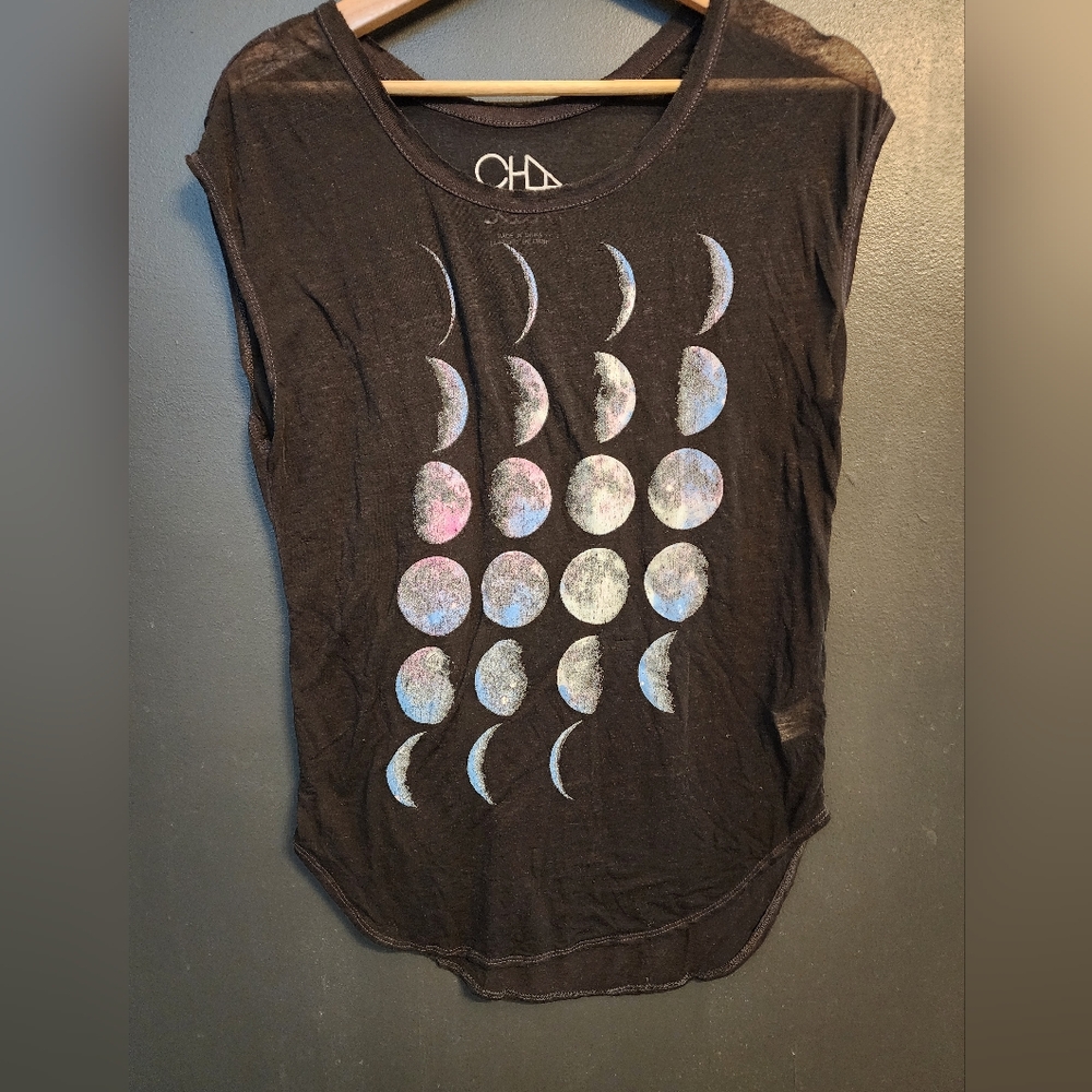 Chaser Moon Tshirt Small